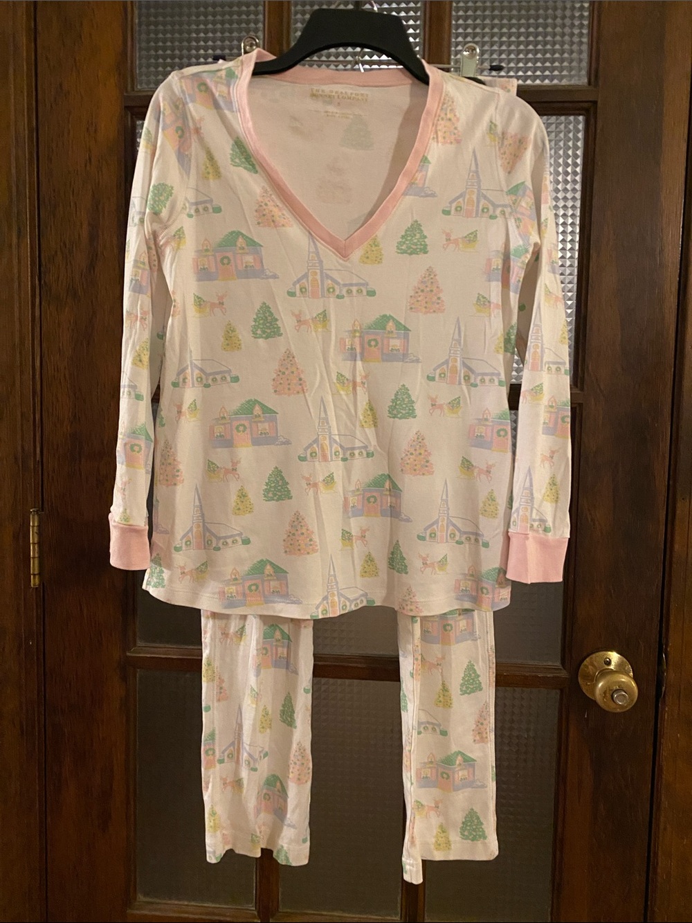 The Beaufort Bonnet Company women's "Sleigh bells and pastels" pj set size small